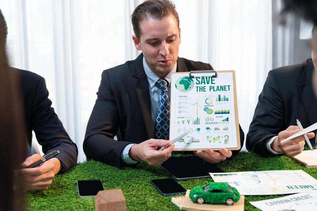 The Impact of ESG Ratings on Investment Portfolios